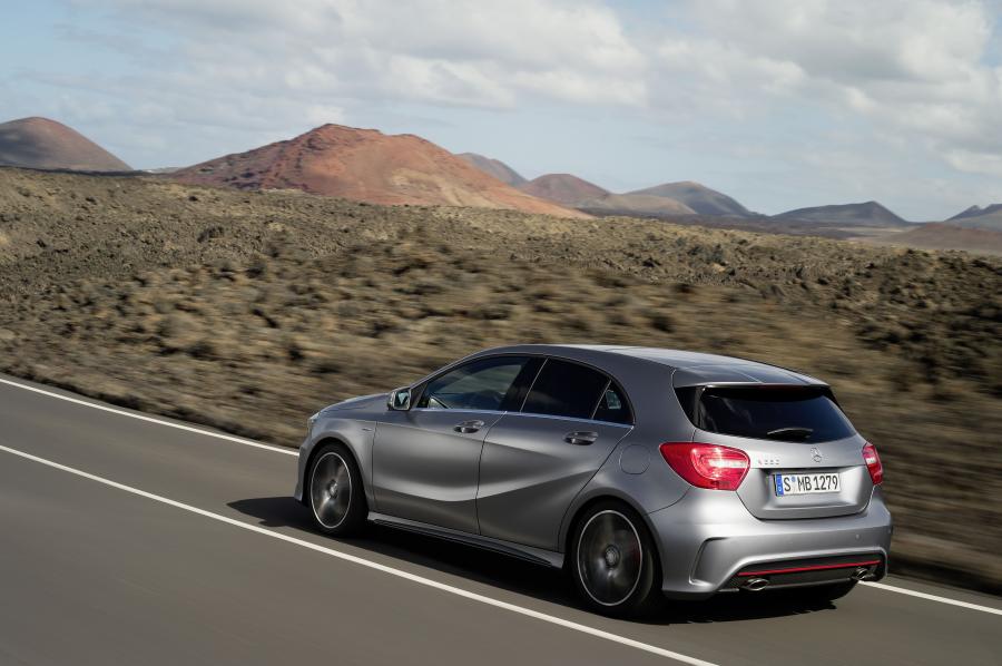  Mercedes-Benz A200 Style Package 2012 года  (фото 9 из 16)